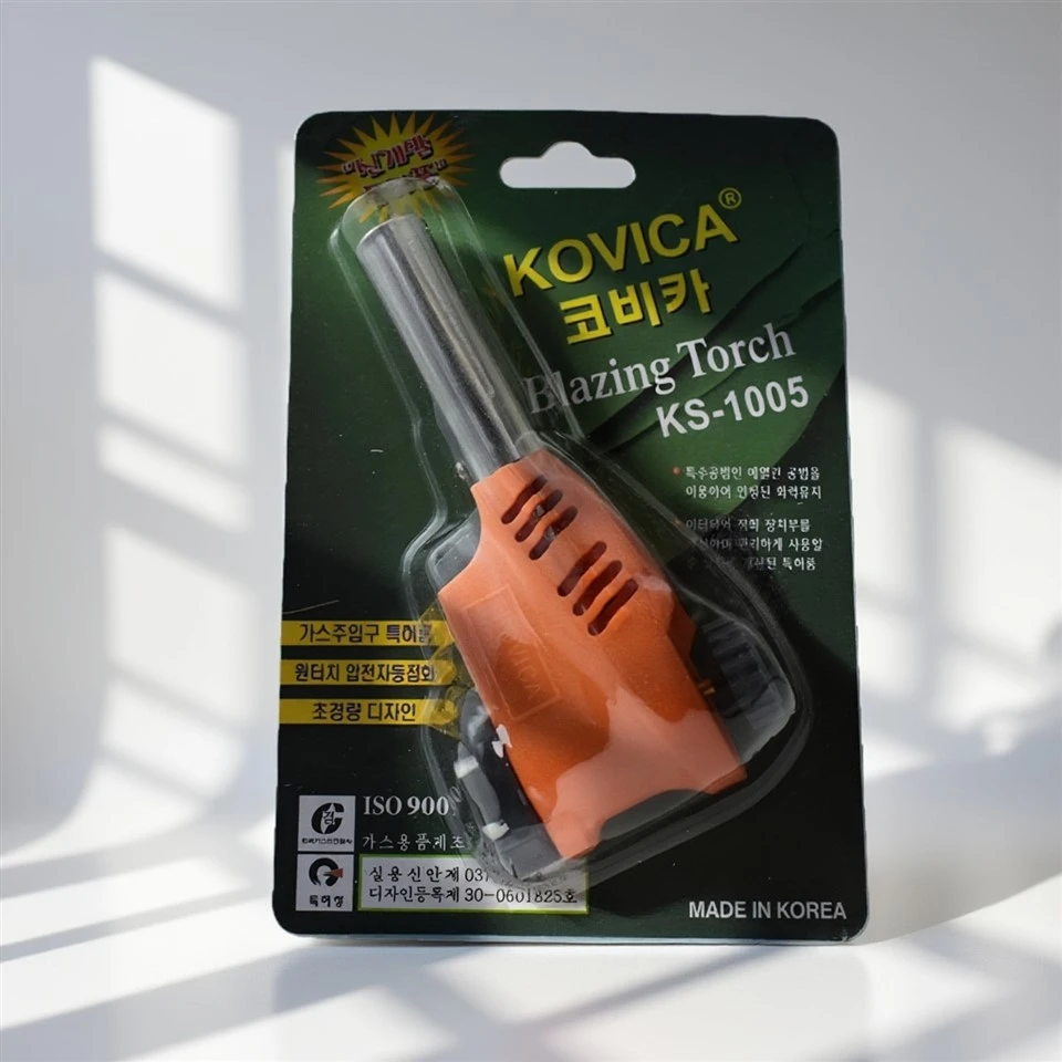 Viacúčelová kempingová plynová baterka